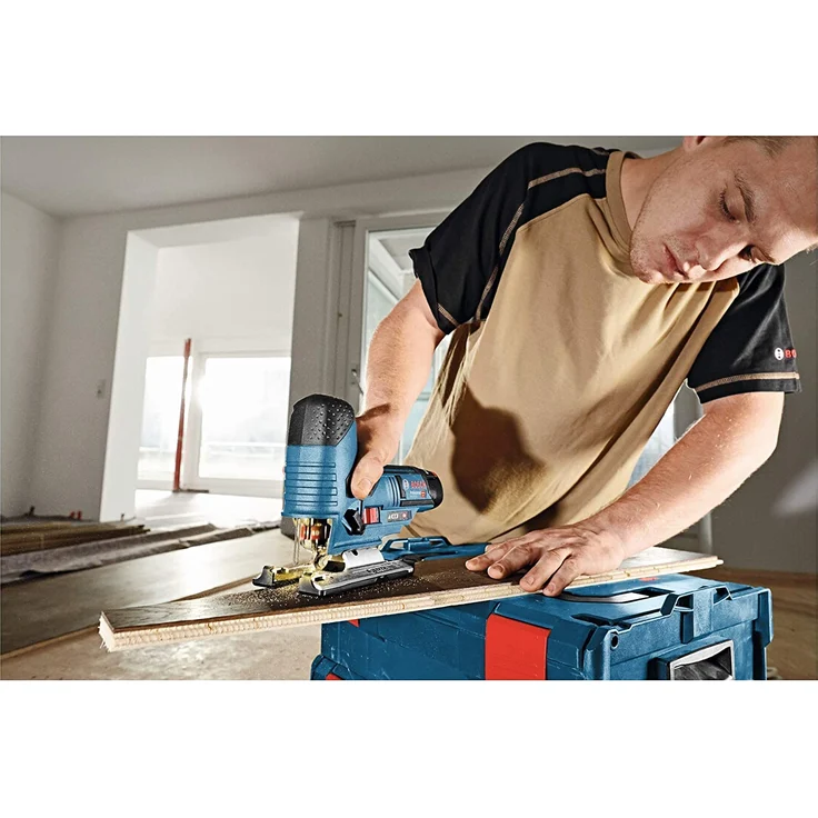 Bosch Professional 12V System Akku Stichsäge GST 12V-70 (2x Sägeblatt, Gleitschuh, Spanreißschutz, Schnitttiefe in Holz: 70 mm, ohne Akkus und Ladegerät, in L-BOXX) – Bild 6