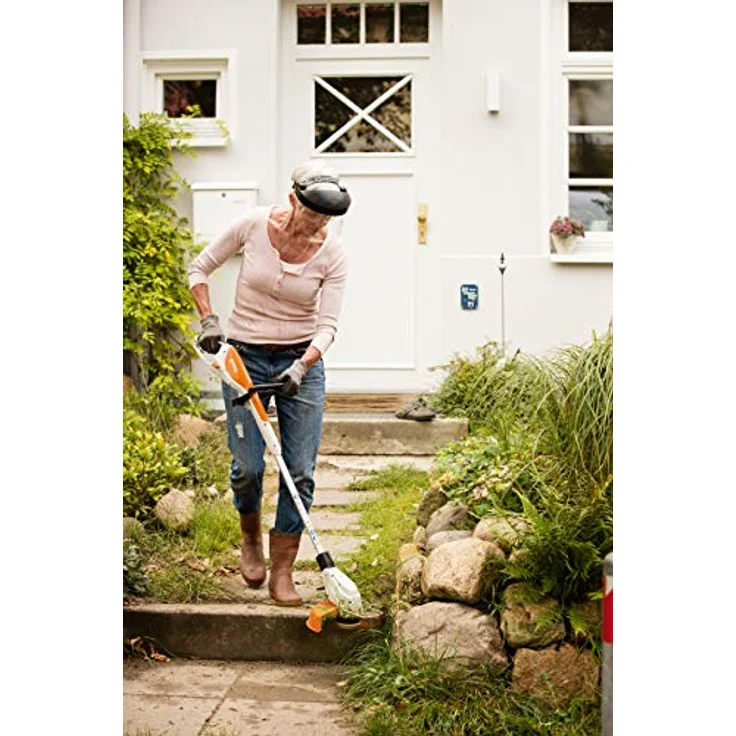 Stihl FSA 45 Akku-Rasentrimmer mit integriertem Akku und Ladekabel, 25 cm Schnittbreite, schwenkbarer Schneidkopf – Bild 7