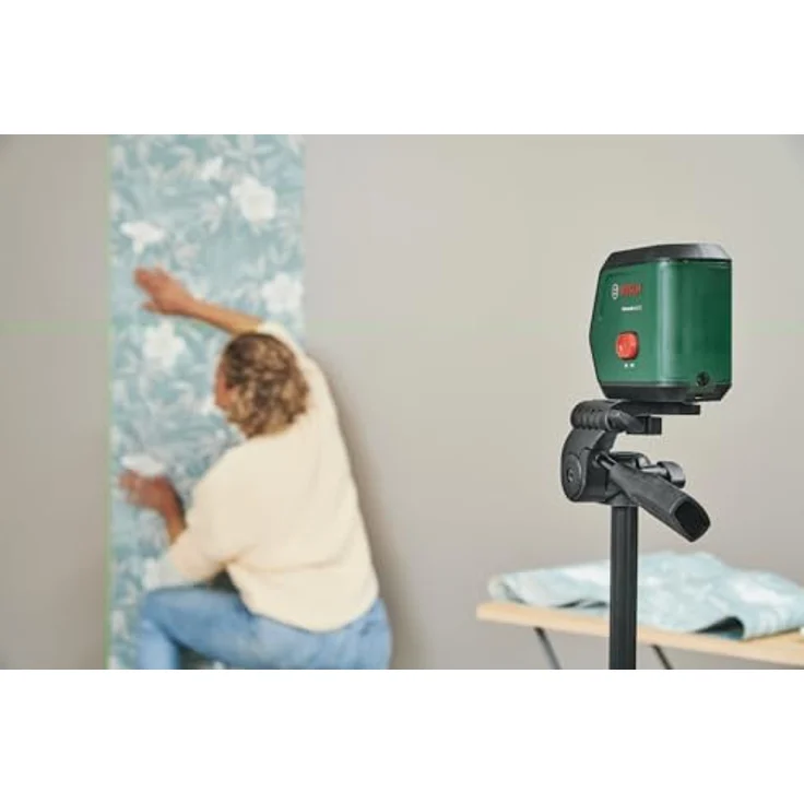 Bosch Kreuzlinienlaser AdvancedLevel 2G, Präzise Selbstnivellierung, Reichweite 15 m, mit Zubehör und Stativ, grün – Bild 5