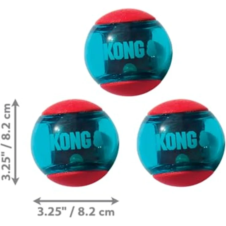 KONG Squeezz Action Ball, Rot - Interaktives, Quietschendes Apportierspielzeug mit Mehrfachen Texturen - Für Große Hunde – Bild 3