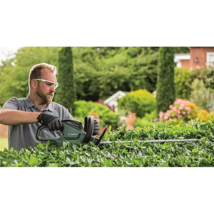 Bosch Home and Garden Elektro-Heckenschere UniversalHedgecut 50 (480 Watt, Messerlänge: 50cm, für mittelgroße Hecken, Messerabstand: 26mm, im Karton) – Bild 6
