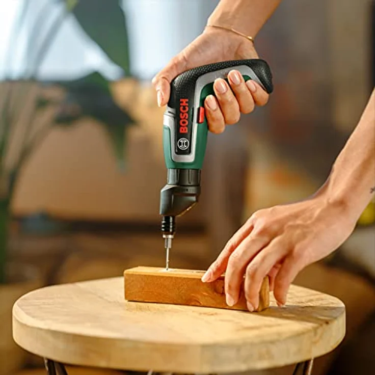 Bosch IXO Kompakt-Akkuschrauber (7. Generation, 3,6 V/2,0 Ah, 5,5 Nm, inkl. Winkelschraubendreher-Adapter, Near-Edge-Schraubendreher-Adapter, microUSB-Kabel, Transportkoffer) – Bild 7