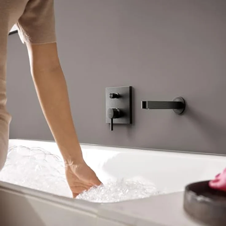 hansgrohe Finoris, Einbau-Badarmatur für zwei Geräte, gebürstetes Schwarzchrom, Sicherheitskombination EN1717, quadratische Abdeckplatte 156 x 156 mm – Bild 9