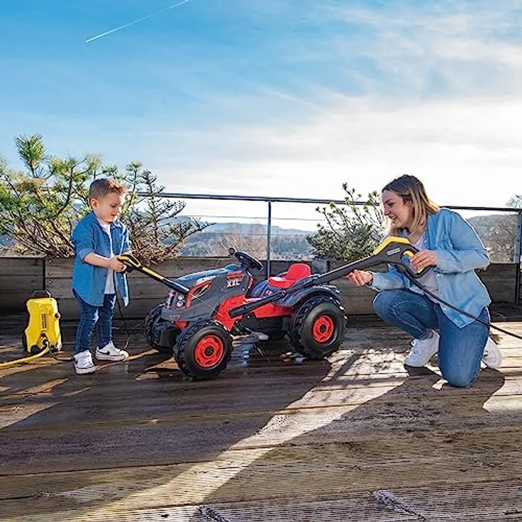Smoby Toys - Kärcher Hochdruckreiniger K4 (schwarz-gelb) für Kinder - Spiel-Putzgerät mit Wasserstrahl-Funktion - Spielzeug von 3-6 Jahren – Bild 3