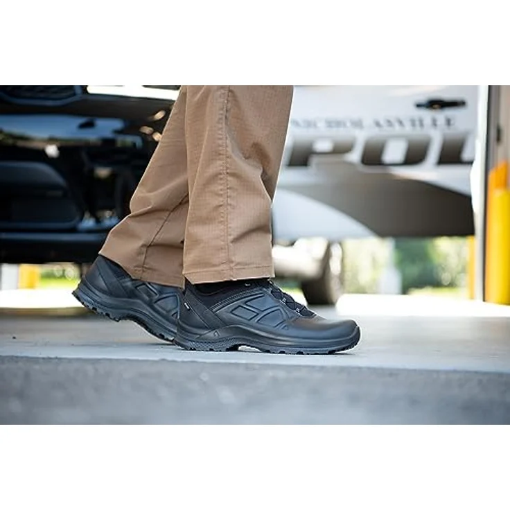 haix BLACK EAGLE Tactical 2.1 GTX low/black, Wasserdichter Arbeitsschuh mit rutschfester Außensohle und taktischer Funktionalität – Bild 3