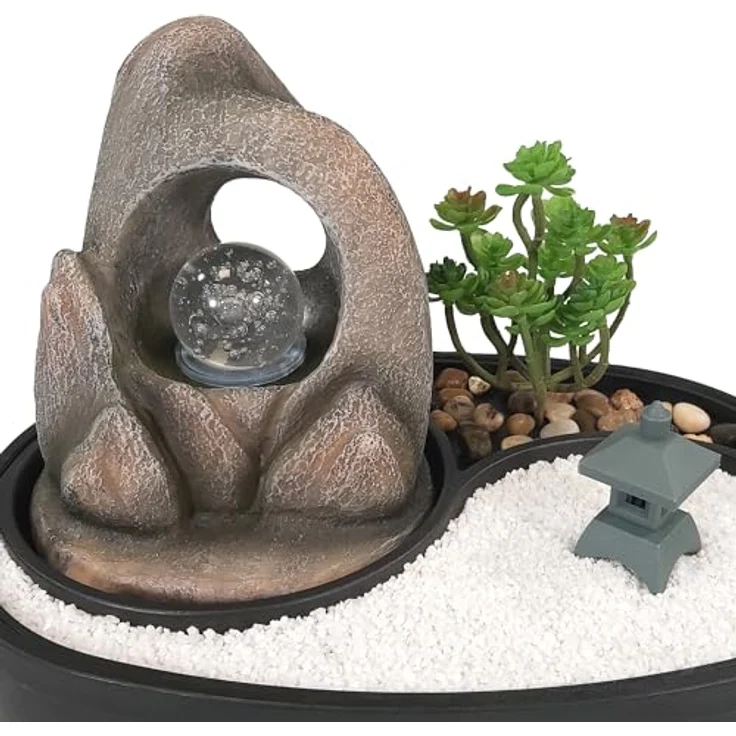 Lemodo Zimmerbrunnen Tischbrunnen mit Zen-Garten, Pumpe mit LED-Beleuchtung und Miniatur-Rechen, Polyresin, LED-Beleuchtung, inklusive Kieselsteine, Splitt (Buddha) – Bild 4