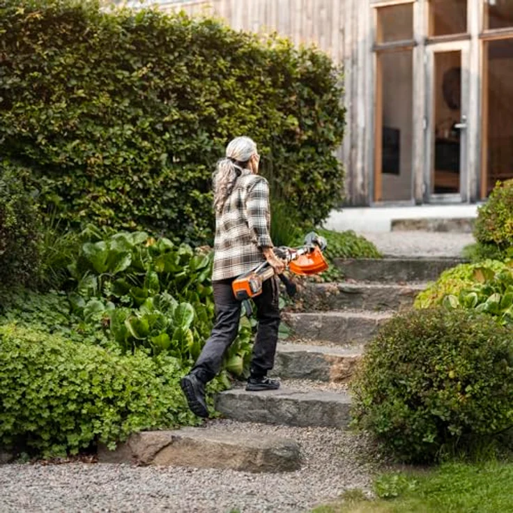 Husqvarna Akku-Rasentrimmer 220iR, 36V bürstenloser Motor, Boost-Modus, 36 cm Schnittbreite, klappbarer Griff – Bild 3