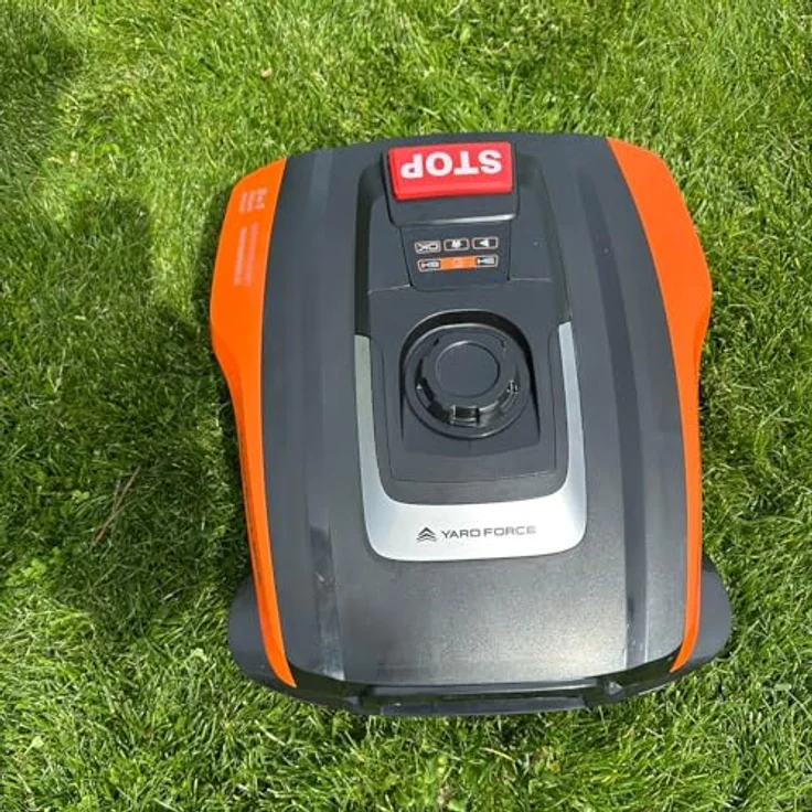 Yardforce Mowbest 805 Rasenmähroboter, automatischer Mäher für bis zu 250 m², orange-schwarz mit Mähroboter-Garage AR SH02-EU – Bild 4