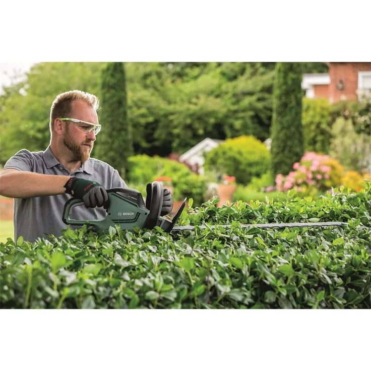 Bosch Home and Garden Elektro-Heckenschere UniversalHedgecut 50 (480 Watt, Messerlänge: 50cm, für mittelgroße Hecken, Messerabstand: 26mm, im Karton) – Bild 5