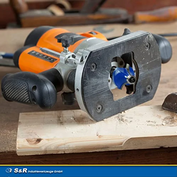 S&R Holzfräser-Set HM 15-tgl., Holzfräs-Bits für 8mm Schaft, Holzkoffer, geschmiedeter Werkzeugstahl, Schneidplatten aus HM, Fräser für Oberfräse in robuster Holzbox – Bild 5