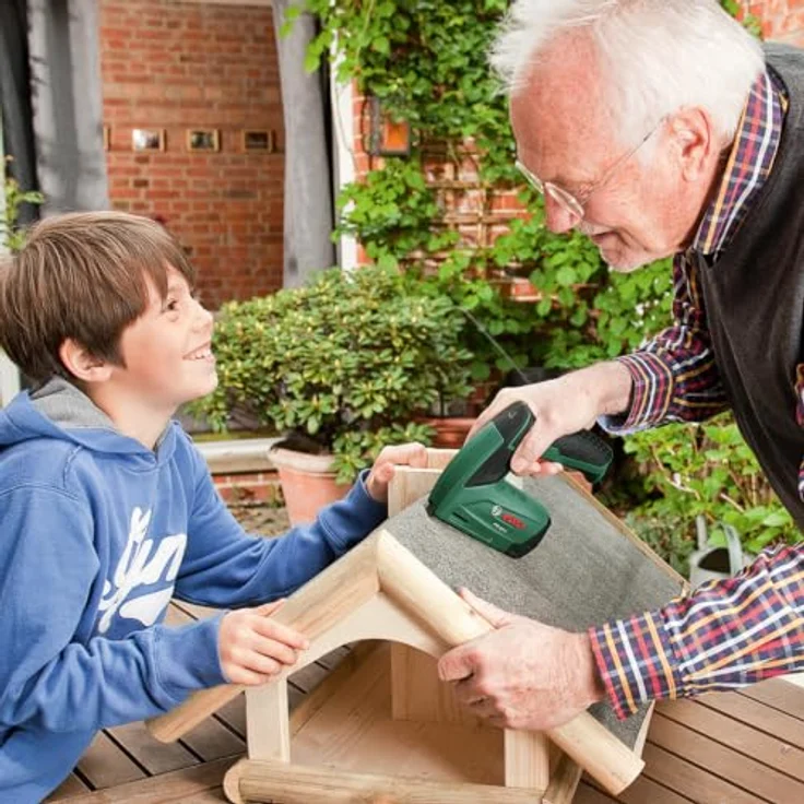 Bosch Home and Garden TWEO 06039G7000 Akkutacker, kabellos, 4V Akku mit USB-Ladefunktion, mit Papierhefter-Aufsatz für bis zu 60 Blätter – Bild 4