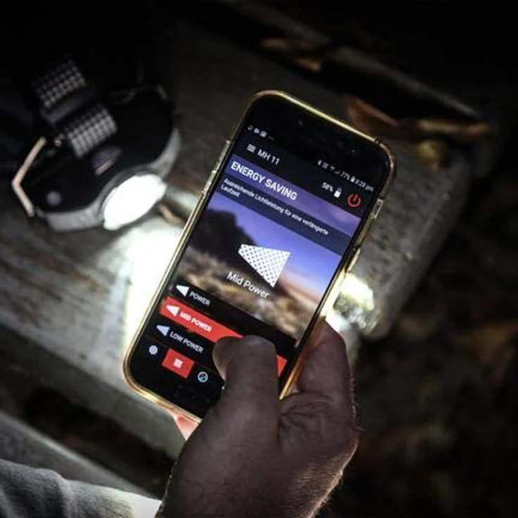 Ledlenser MH11, Stirnlampe mit 750 lm, aufladbar, Bluetooth, Boost Modus, magnetisches Ladekabel, Aluminium Kühlkörper, RGB-Frontlicht, Batteriestatusanzeige – Bild 6