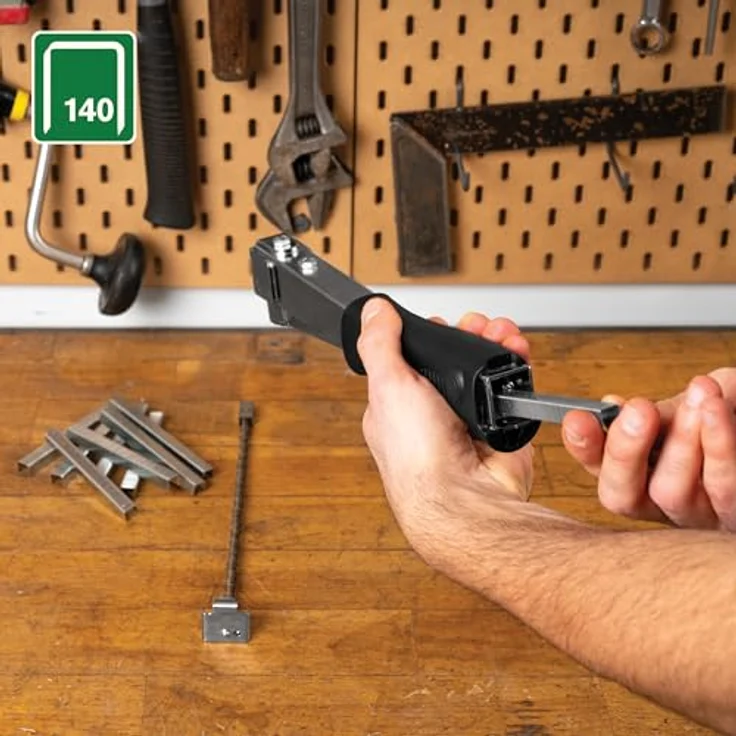 Rapid R54 Hammer Tacker, leistungsstarke Nagelpistole aus robustem Stahl, geeignet für Klammern Type 140, inkl. Prallplatte zum Materialschutz – Bild 6