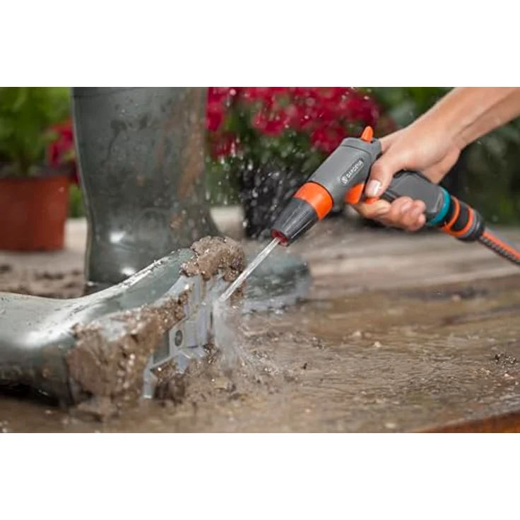 GARDENA Comfort Reinigungsspritze: Wasserspritze zum Reinigen und Sprühen, mit Impulsauslöser und Dauerarretierung, frostsbeständig (18303-20) – Bild 4