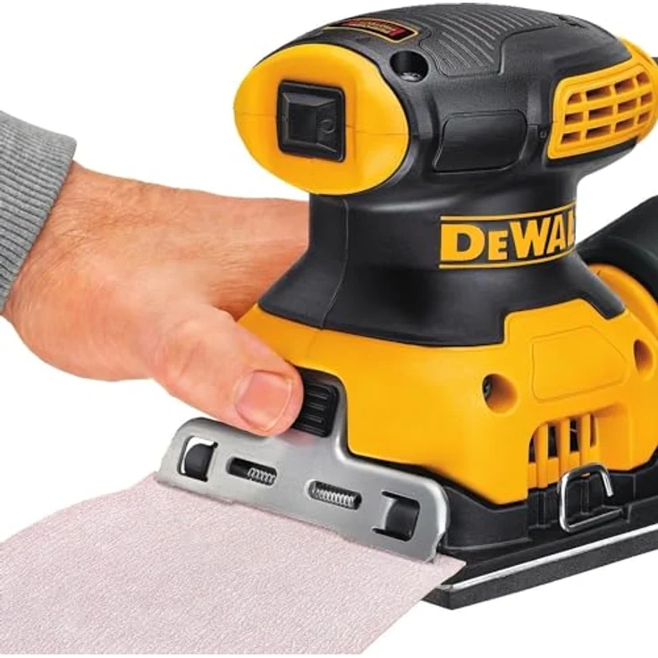 DeWalt Vibratiosnschleifer- Schwingschleifer (230 Watt, Schwingkreis-ø 1.6 mm, Schleifplatte 108 x 115 mm, Klettfix, AirLock kompatibel, inkl. Staubfangsack und Absaugadapter) DWE6411 – Bild 2