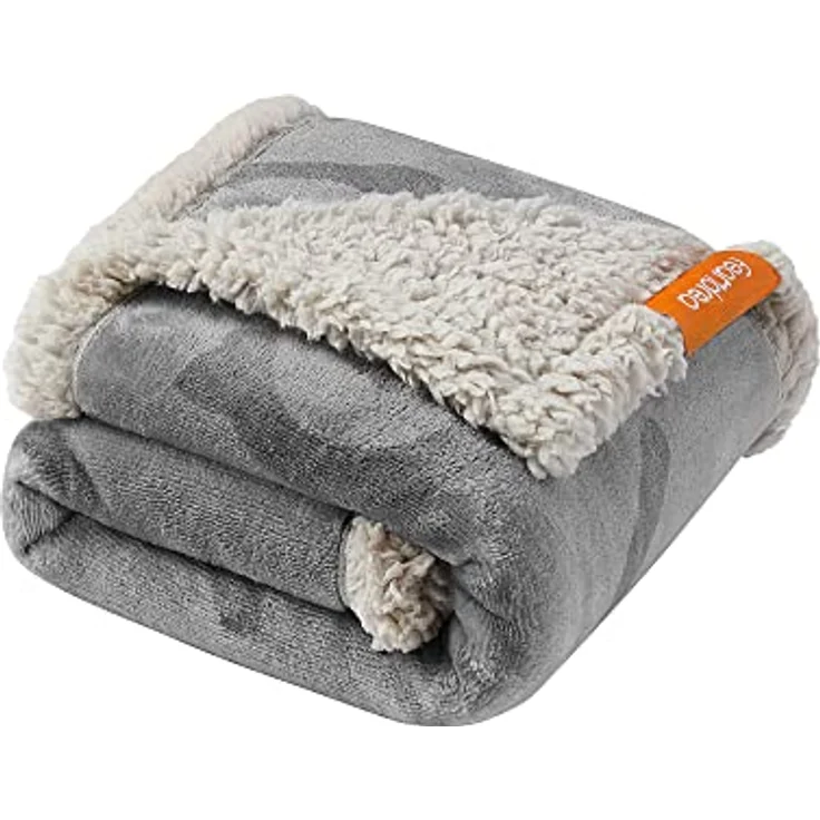 Feandrea wasserdichte Hundedecke, Sherpa Fleece Haustier Decke für Minihunde, Katzen, 73 x 63 cm, S, maschinenwaschbar, beidseitiger Sofabezug-Schutz, grau – Bild 1