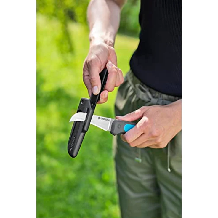Gardena Erntemesser VeggieCut: Messer aus Edelstahl zum Ernten, Putzen und Schälen von Gemüse, Rutschfester Griff, spülmaschinengeeignet, inkl. Schleifer im Gürtelholster (12211-20) – Bild 4
