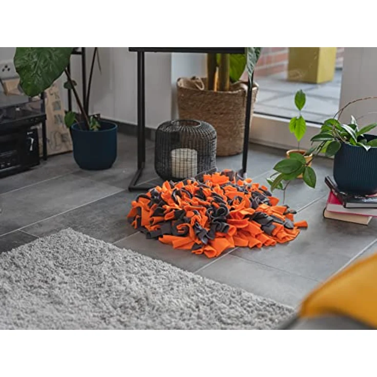 TrendPet Schnüffelteppich Schnüffelmatte für Hunde 48x48 cm 10 cm dick und rutschfest (Orange) – Bild 5