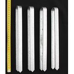 DanDiBo 4 Stück Bodenanker verzinkt XL Erdanker für Rosenbogen 30 cm Heringe Erdspieß Bodenspieß Befestigung Verankerungs-Set