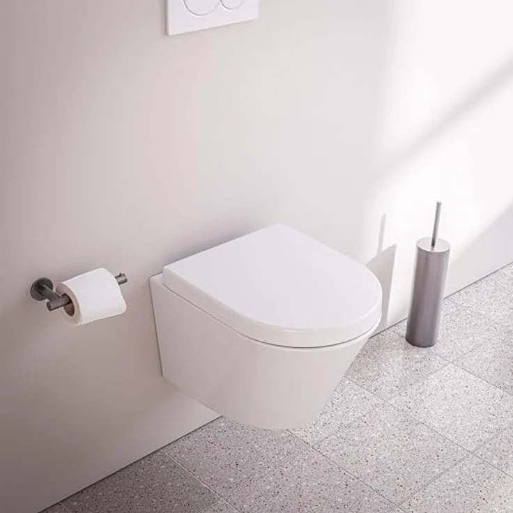 BERNSTEIN Spülrandloses WC 1080R - Platzsparendes Design (47,5 x 36 x 36 cm) - SoftClose-Sitz, Tiefspül-WC mit Nano-Beschichtung, Weiß - Normgerechte Ausführung - Hochwertige Sanitärkeramik – Bild 3