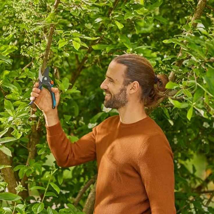 Gardena Gartenschere PremiumCut Pro Frisches Holz, Bypass, 24 mm Schneiddurchmesser – Bild 4