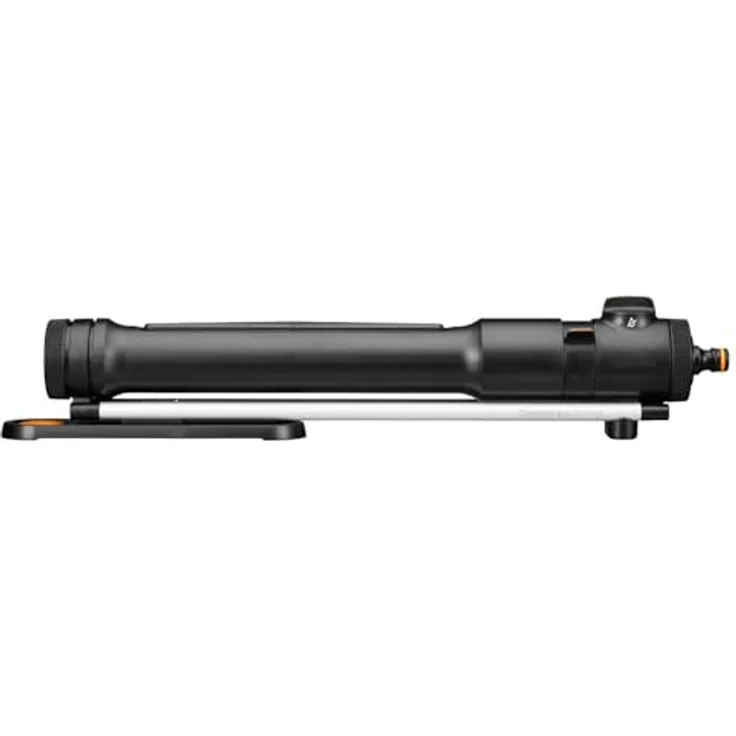 Fiskars Comfort Oszillierender Regner S-L, Sprinkler für 300-500 m², Schwarz/Orange, inkl. Filter und Düsenreinigungswerkzeug – Bild 3