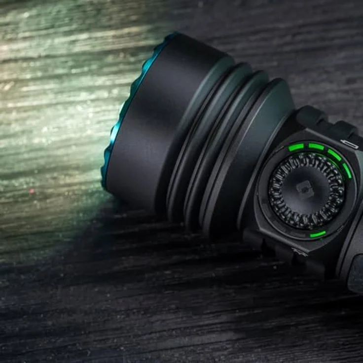Olight Seeker 4 Pro Taschenlampe, 4600 lm, schwarz – Bild 6