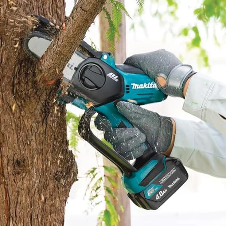 Makita UC100DZ, Akku Kettensäge mit werkzeugloser Kettenspannung, XPT-Schutz und Sichtfenster für Ölstand – Bild 3
