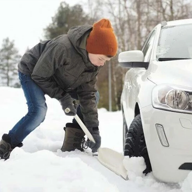Fiskars Autoschneeschaufel, Länge 63 cm, Glasfaserverstärkter Kunststoff mit Aluminium-Kante, weiß, SnowXpert, 1019347 – Bild 3