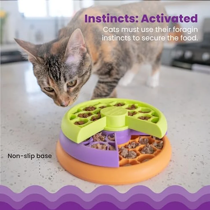 Catstages by Catstages Kitty Lickin' Layers Multilayered Cat Fun Feeder Cat Treat Puzzle - Slow Feeder with Over 80 Treat Compartments, Purrfect Size, Blue – Bild 3