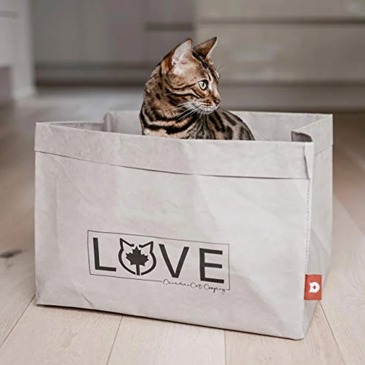 CanadianCat Company | Katzenbett 45 x 35 x 35 cm - Kuschelbett, Bettchen für alle Katzen die Pappe und Papier lieben – Bild 2