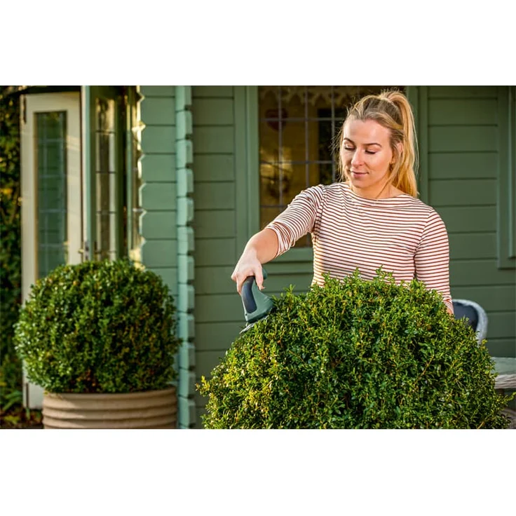 Bosch Home and Garden Gartenschere EasyShear 0600833300 integrierter 3,6 V Akku, 40 min Akkulaufzeit, Messerlänge 12 cm (Strauch) Messerbreite 8 cm (Gras), im Karton – Bild 6