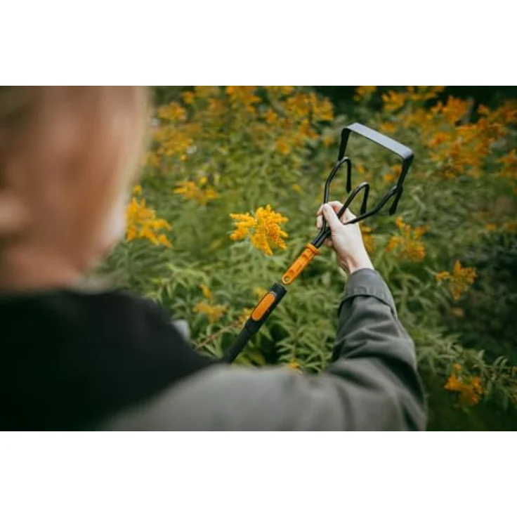 Fiskars Grubber 1080685, 132 mm QuikFit™ mit gehärteter Kohlenstoffstahlklinge für Kultivierung, Vertikutierung, Belüftung und Bodenlockerung – Bild 4