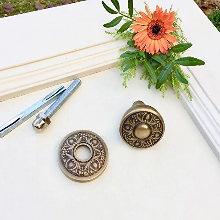 Antikas Messing Türknauf Antik, Gründerzeit Türknopf mit verzierter Rosette, patiniert, Durchmesser 5,5 cm, Höhe 5 cm – Bild 2