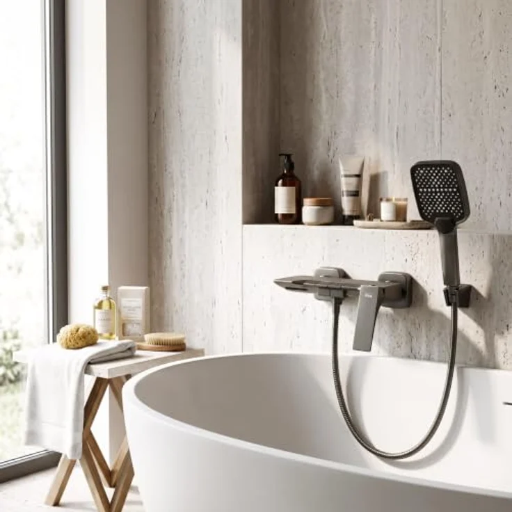 wohnwerk.idee Wannenarmatur Joe PREMIUM, Wasserfallauslauf zur Wandmontage, PVD-Beschichtung – Bild 6