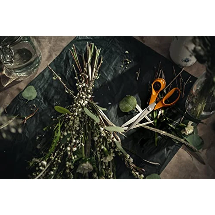 Fiskars Universalschere, Länge 21 cm, Rostfreie Stahl-Klinge-Kunststoff-Griffe, Orange, Classic, S90, 1001539 mittelgroß – Bild 4