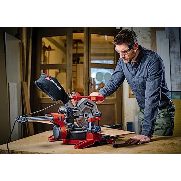 Einhell Zug-Kapp-Gehrungssäge TE-SM 8 L Dual (1.800 W, Ø 216 mm Sägeblatt, 305 mm Schnittbreite, 65 mm Schnitttiefe, Schnittlinienlaser, beidseitige Sägekopfneigung) – Bild 2
