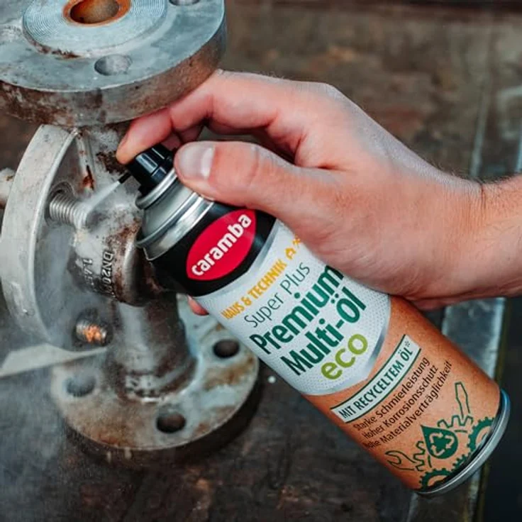 Caramba Super Plus Premium Multi-Öl Eco (300 ml) – Ölspray mit starker Schmierleistung für hohen Korrosions- und Verschleißschutz – besser für die Umwelt mit 25% recycelten Inhaltsstoffen* – Bild 2