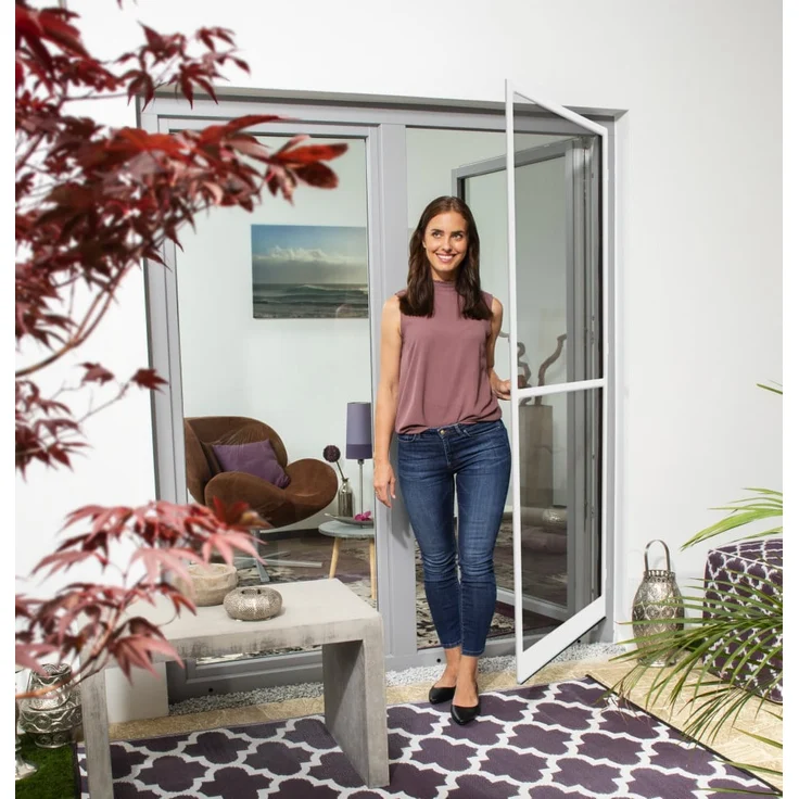 Primaster Fliegenschutz-Tür 120 x 240 cm, weiß, mit reißfestem Fiberglasgewebe und selbstschließendem Scharnier