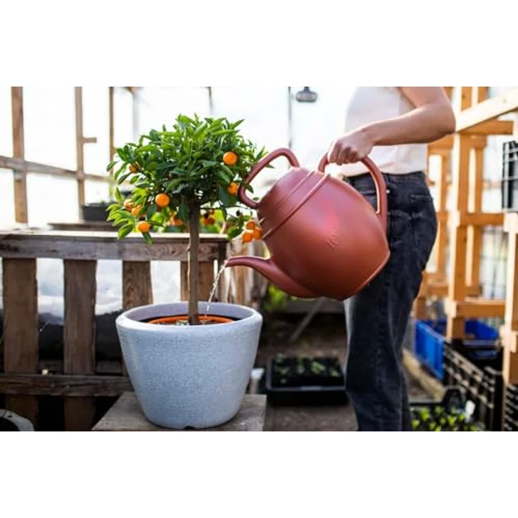 Xala Gießkanne Chai 10L, bruchfest und leicht, schwarz, für Innen- und Außeneinsatz, ergonomisches Design – Bild 2