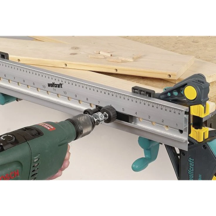 wolfcraft Dübelleiste 4650000 – Präzise Bohrschablone zum Möbelbau von Schränken & Regalen – Für Dübelverbindungen und Lochreihen – 32mm Raster – Bild 4
