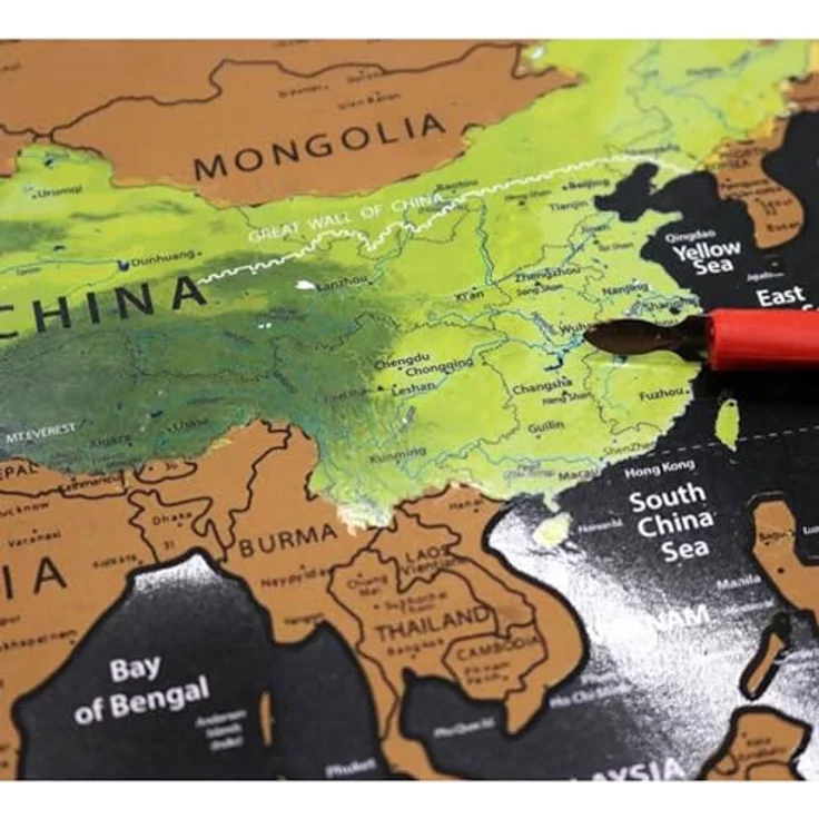 MT MALATEC Scratch Off World Map, Rubbelkarte für Kinder und Reisende, goldschwarz, 82 x 59 cm, inklusive Geschenktube – Bild 6