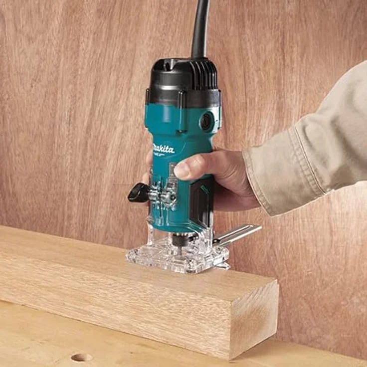 Makita M3702B Kantenfräsmaschine 6mm, 530W mit Softstart und Anti-Restart-Funktion, ergonomisches Design – Bild 2
