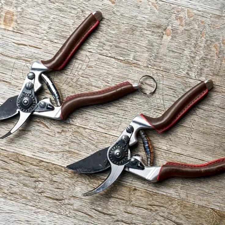 FELCO Baumschere FELCO 8 ELITE, Einhand-Astschneider mit 25 mm Schneidedurchmesser, ergonomische Ledergriffe, F-Tech-Beschichtung, schwarz – Bild 5