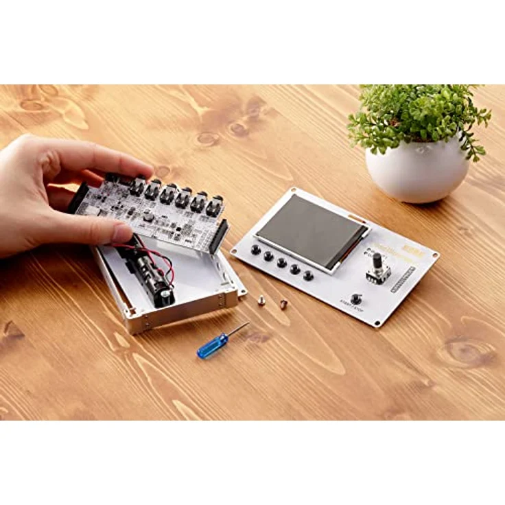 KORG Nu:Tekt NTS-1 Digital mkII Synthesiser Kit - DIY-Oszilloskop, Tuner, FFT- und Spektrumanalysator, Dual Stereo IN/THRU/OUT - zum Selberbauen – Bild 4