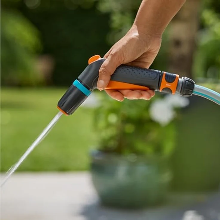 Gardena Reinigungsspritze Classic, Gartenbrause mit zwei Sprühbildern und stufenloser Wassermengenregulierung, UV- und frostbeständig – Bild 10