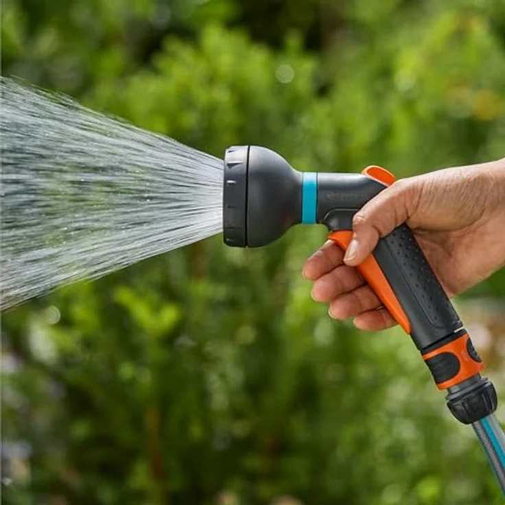 Gardena Bewässerungsbrause Classic, Softsprühbild mit stufenlos einstellbarer Wassermenge, wetterbeständig gegen UV-Strahlung und Frost – Bild 10