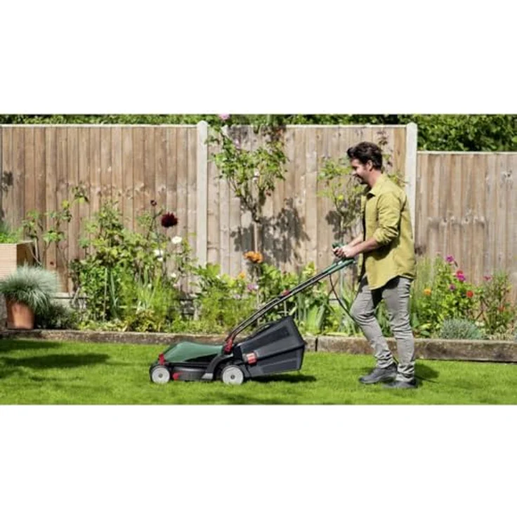 Bosch Home & Garden UniversalRotak 37-570, Rasenmäher mit 1400 Watt, 37 cm Arbeitsbreite, 40 L Grasfangbox, Ergoflex-Griffe – Bild 2