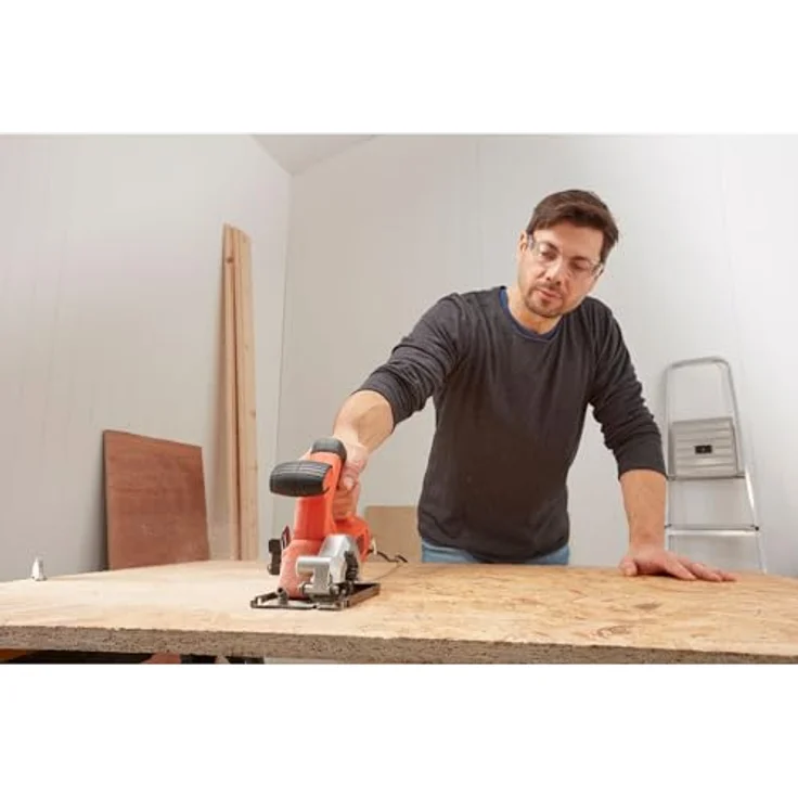 Black+Decker BES510-QS Kompakt-Handkreissäge (400 Watt, mit Zweithandgriff, werkzeuglose Schnitttiefenverstellung, Staubabsaugvorrichtung, inkl Grob und 1x Feinsägeblatt) – Bild 7