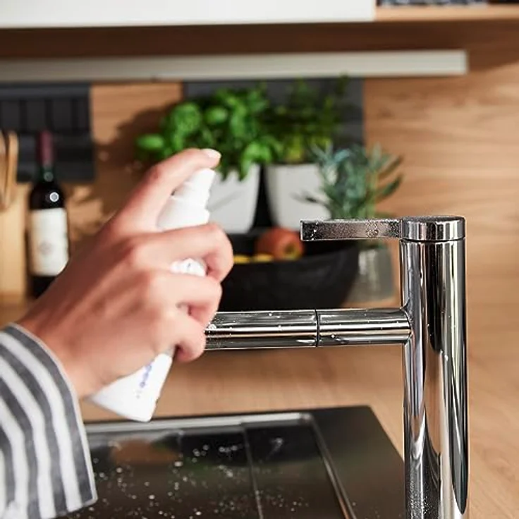 BLANCO Daily Clean | Reinigungsmittel und Pflegemittel für Spülen und Armaturen | Professioneller Kalkentferner für saubere Küchen | 150ml Spray | Abperleffekt für Küchenarmaturen – Bild 2